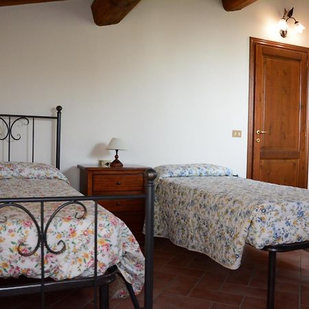 Agriturismo Podere Casalone Limite Екстериор снимка