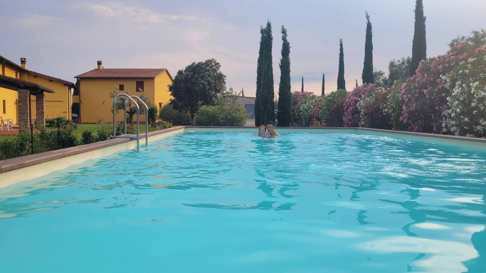 Agriturismo Podere Casalone Limite Екстериор снимка