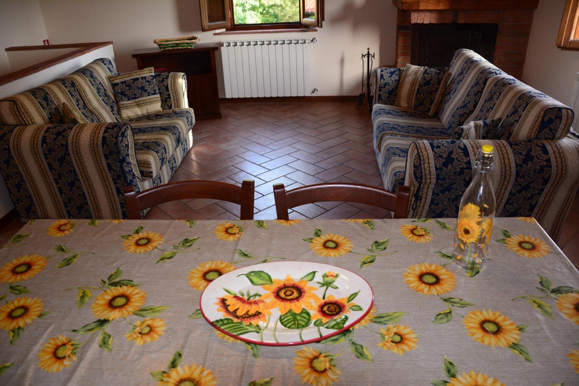 Agriturismo Podere Casalone Limite Екстериор снимка