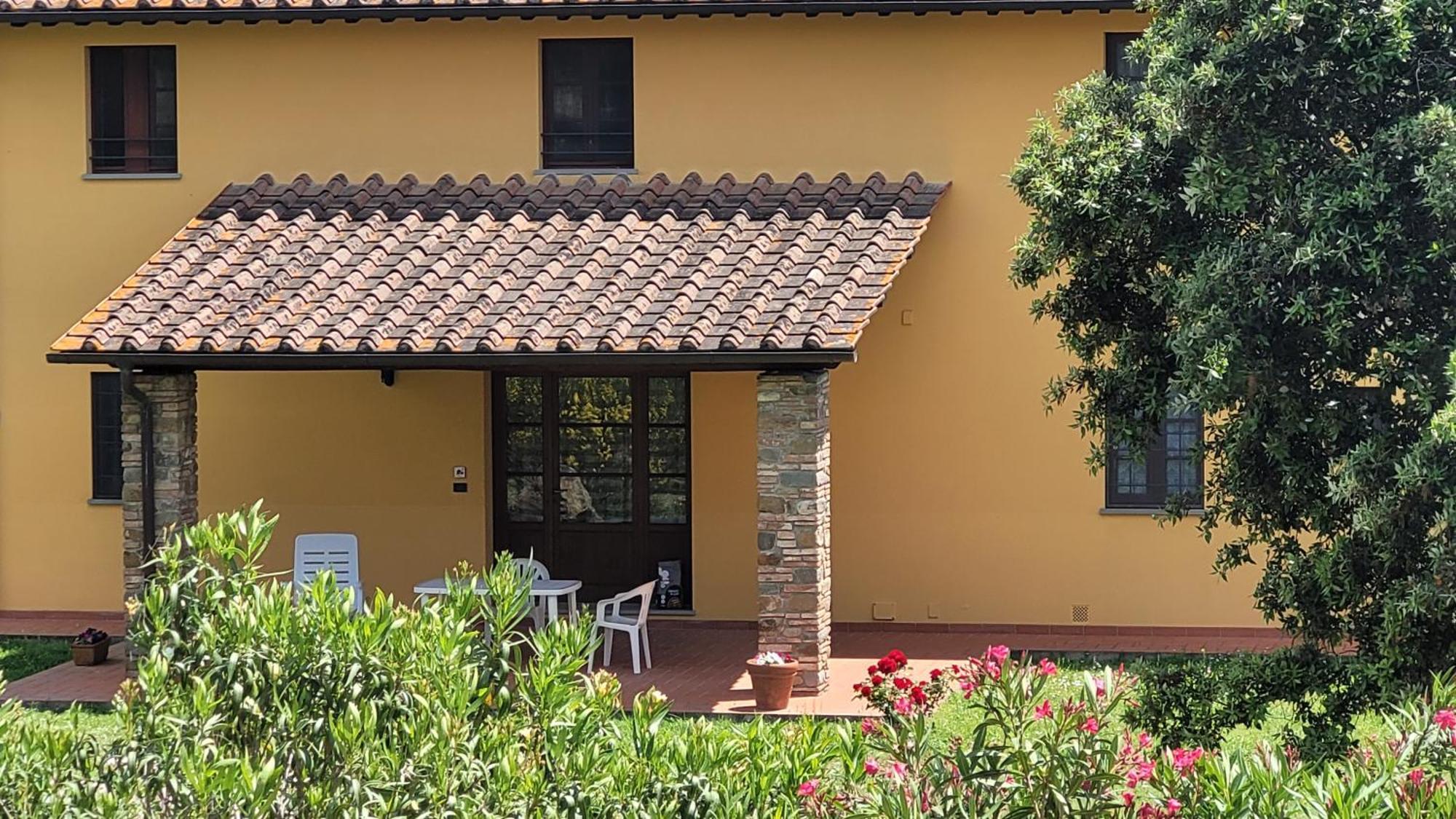 Agriturismo Podere Casalone Limite Екстериор снимка